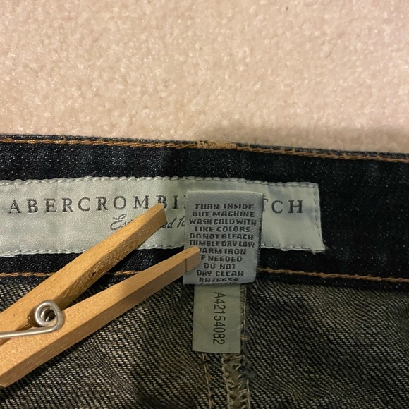 Abercrombie & Fitch Jean mini skirt-10 like new - Picture 6 of 6